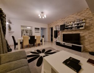 Vanzare apartament 4 camere in Cluj-napoca, zona Dambul Rotund