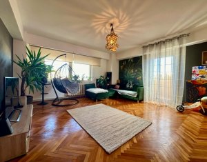 Sale apartment 4 rooms in Cluj-napoca, zone Gheorgheni