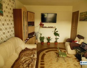 Vanzare apartament 2 camere, situat in Floresti, zona Plopilor