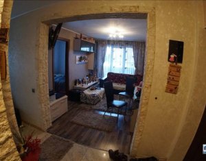 Vanzare apartament cu 3 camere, deosebit, in Iris, etaj 1