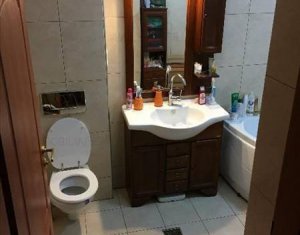 Appartement 5 chambres à vendre dans Cluj-napoca, zone Centru