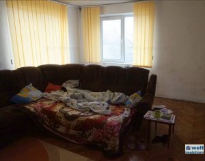 Vanzare apartament in vila cu 2 apartamente, A. Muresanu, garaj,3 parcari, curte