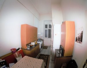 Apartament o camera, parcare, 70 mp, central, langa Facultatea de Litere