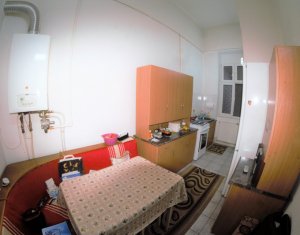 Apartament o camera, parcare, 70 mp, central, langa Facultatea de Litere