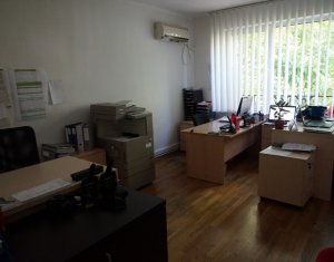 Vanzare apartament 3 camere, A Muresanu, finisat, curte, parcare