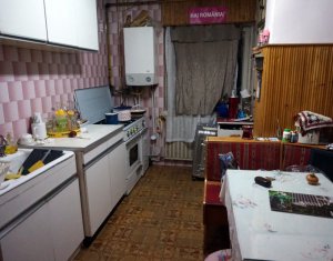 Vanzare apartament 3 camere decomandate, Zorilor, etaj 1, parcare proprie