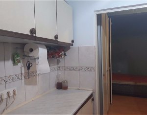 Apartament 2 camere decomandate, confort sporit, zona centrala