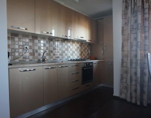 Apartment 3 rooms for sale in Floresti