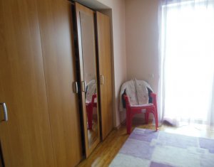 Vanzare apartament cu 2 camere, Floresti, strada Florilor