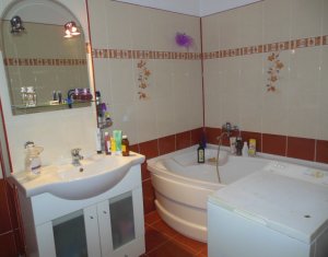 Vanzare apartament cu 2 camere, Floresti, strada Florilor