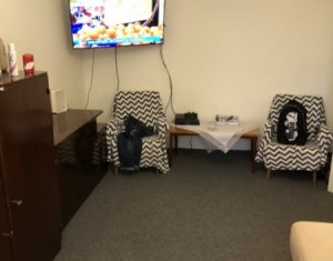 Vindem apartament cu o camera in centrul orasului Cluj