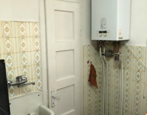 Vindem apartament cu o camera in centrul orasului Cluj