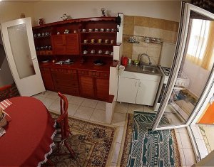 Apartament 3 camere, decomandat, mobilat si utilat, Marasti