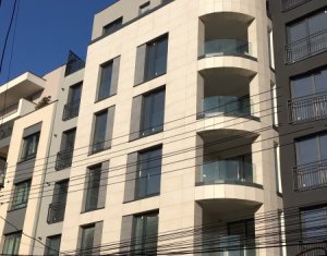 Apartamente 3 camere de lux, imobil nou, zona centrala, Piata Avram Iancu