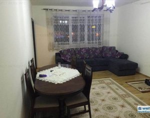 Vanzare apartament 3 camere in Floresti, zona Metro