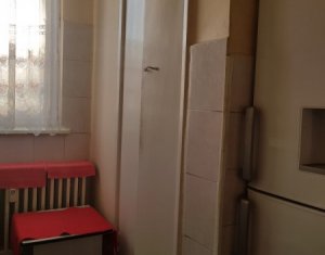 Vanzare apartament de 4 camere, decomandat in Gheorgheni