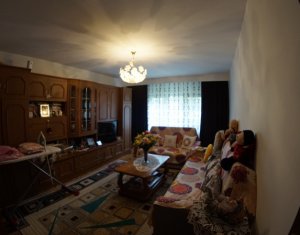 Apartament cu 3 camere, Zorilor, zona strada Jupiter