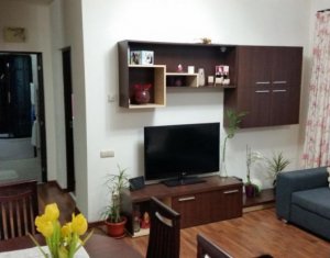 Vanzare apartament de 2 camere, strada Maramuresului