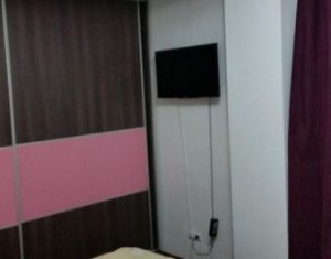Vanzare apartament de 2 camere, strada Maramuresului