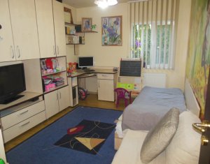 Apartament de vanzare, 3 camere, in Floresti, zona Tineretului