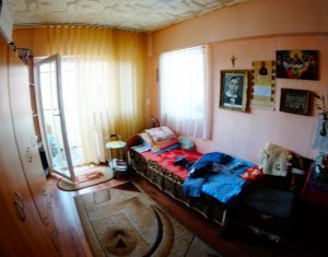 Apartment 3 rooms for sale in Cluj-napoca, zone Intre Lacuri