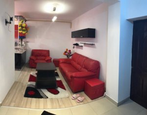 Pret redus!!! Apartament 3 camere, etajul 2, in Floresti, strada Porii
