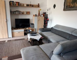 3 camere, 75 mp utili, finisaje moderne, zona Sesul de Sus