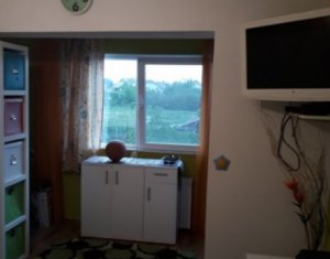 Vanzare apartament 3 camere, situat in Floresti, zona Muzeul Apei