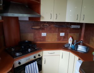 Apartament 1 camera, 35 mp, parter inalt, utilat si mobilat, strada Traian