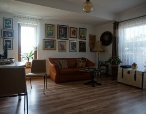 Vanzare apartament 2 camere in Floresti