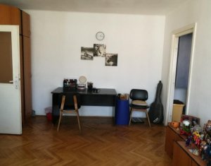 Apartament 2 camere, semidecomandat, 47mp utili, Piata Mihai Viteazu