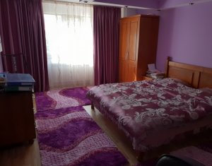 Appartement 4 chambres à vendre dans Cluj-napoca, zone Dambul Rotund