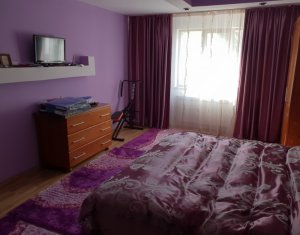 Apartament 4 camere in vila, 142 mp, teren 215 mp, mobilat lux, Dambul Rotund