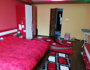 Appartement 4 chambres à vendre dans Cluj-napoca, zone Dambul Rotund