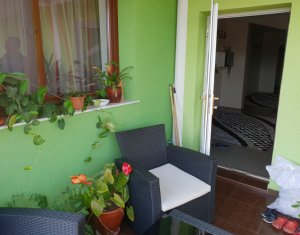 Apartament 4 camere in vila, 142 mp, teren 215 mp, mobilat lux, Dambul Rotund