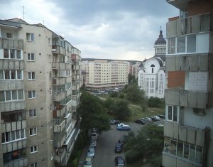 Apartament cu 3 camere, zona Ion Mester, Manastur