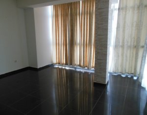 Vanzare apartament cu 2 camere, decomandat, Floresti, strada Ioan Rus