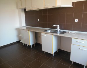 Vanzare apartament cu 2 camere, decomandat, Floresti, strada Ioan Rus