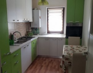 Vanzare apartament 2 camere, decomandat, gradina 58 mp, situat in Floresti 