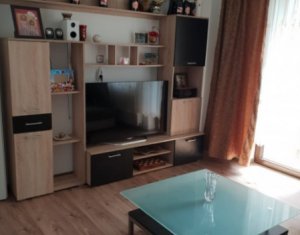 Vanzare apartament 2 camere, decomandat, gradina 58 mp, situat in Floresti 