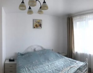 Vanzare apartament 3 camere, situat in Floresti, zona Tineretului