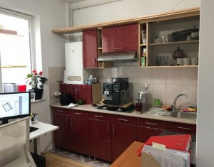 Apartament 2 camere finisat  in Centru