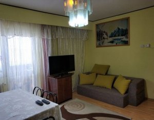 Apartament 2 camere, decomandat, 65 mp, strada Bucuresti, aproape de centru