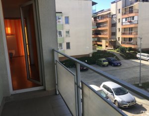  Vanzare apartament 2 camere, cu garaj, situat in Floresti, zona Eroilor