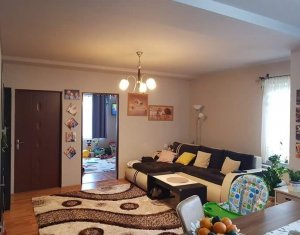 Vanzare apartament cu 3 camere, mobilat si utilat, Floresti, Florilor