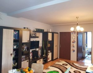 Vanzare apartament cu 3 camere, mobilat si utilat, Floresti, Florilor