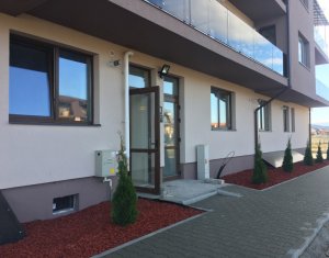Vanzare apartament 3 camere, 2 bai, garaj, situat in Floresti, zona Raiffeisen 