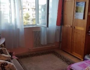 Vanzare apartament 2 camere, decomandat, Intre Lacuri, zona strazii Tulcea