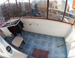 Appartement 4 chambres à vendre dans Cluj-napoca, zone Manastur