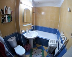 Appartement 4 chambres à vendre dans Cluj-napoca, zone Manastur